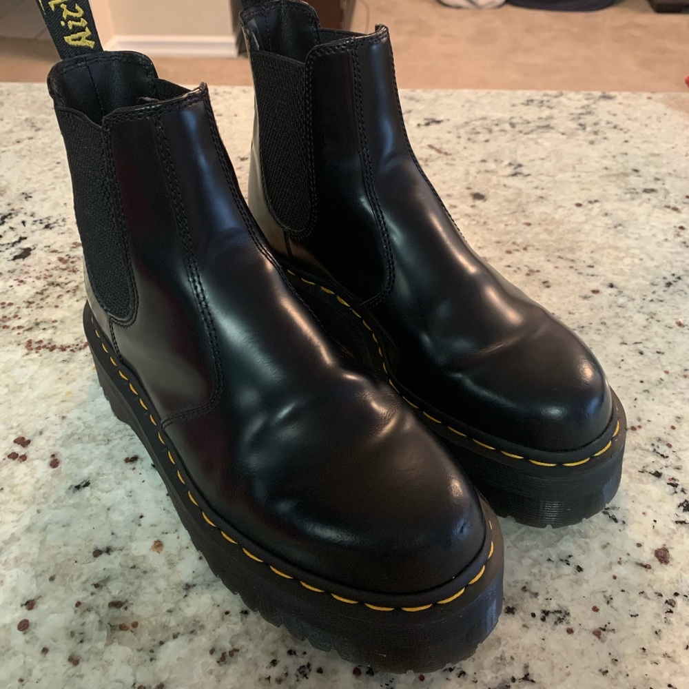 Doc Marten’s chelsea platform boots